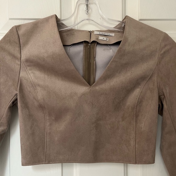 Babaton Faux Suede Cropped Top 0 - Picture 3 of 12